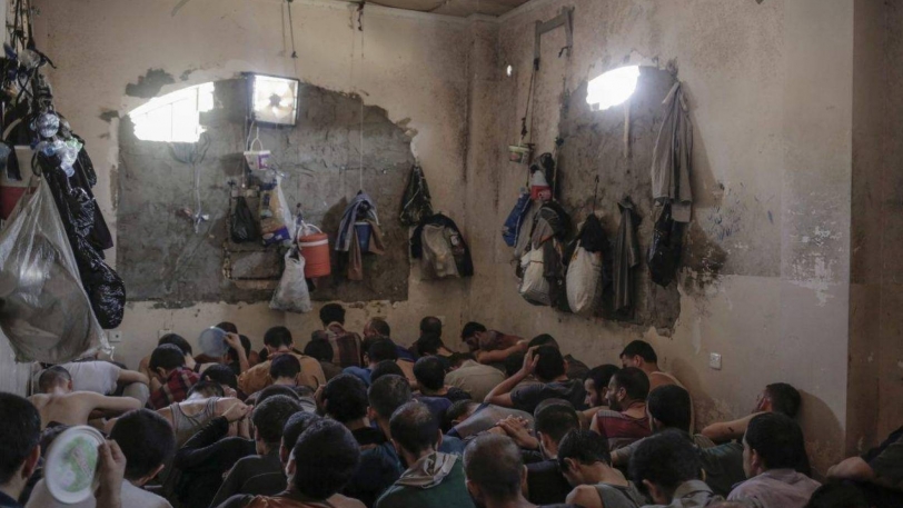 "هيومن رايتس" تحذر من مخاطر كورونا على المعتقلين في سجون الأسد