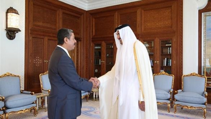 أمير قطر يستقبل نائب الرئيس اليمني