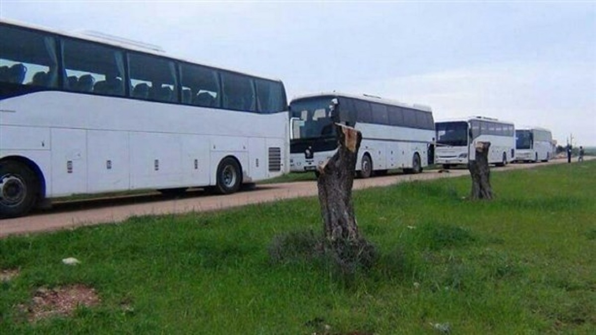 دخول عشرات الحافلات إلى كفريا والفوعة لإجلاء السكان