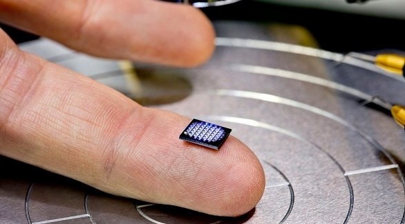 علماء يطورون كمبيوتر أصغر من حبة الملح