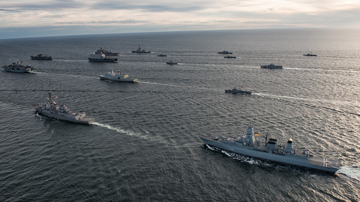 دلالات وتداعيات انتشار غواصات وسفن الناتو في البحر المتوسط