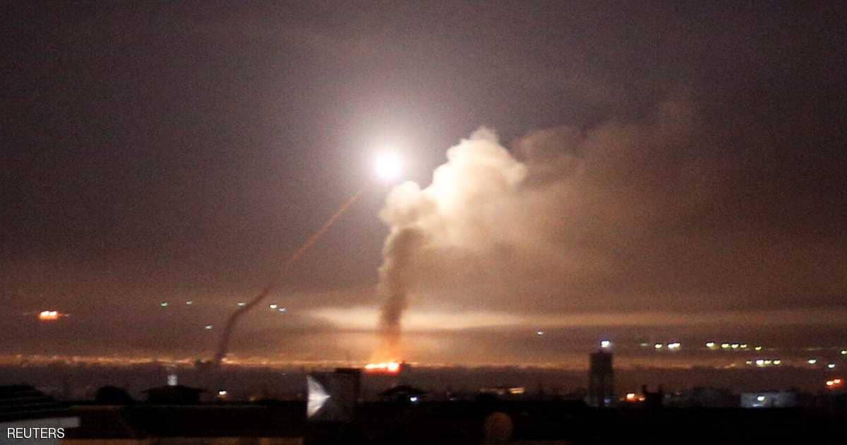 غارات إسرائيلية على مدينة اللاذقية.. والنظام يسقط طائرة عسكرية روسية