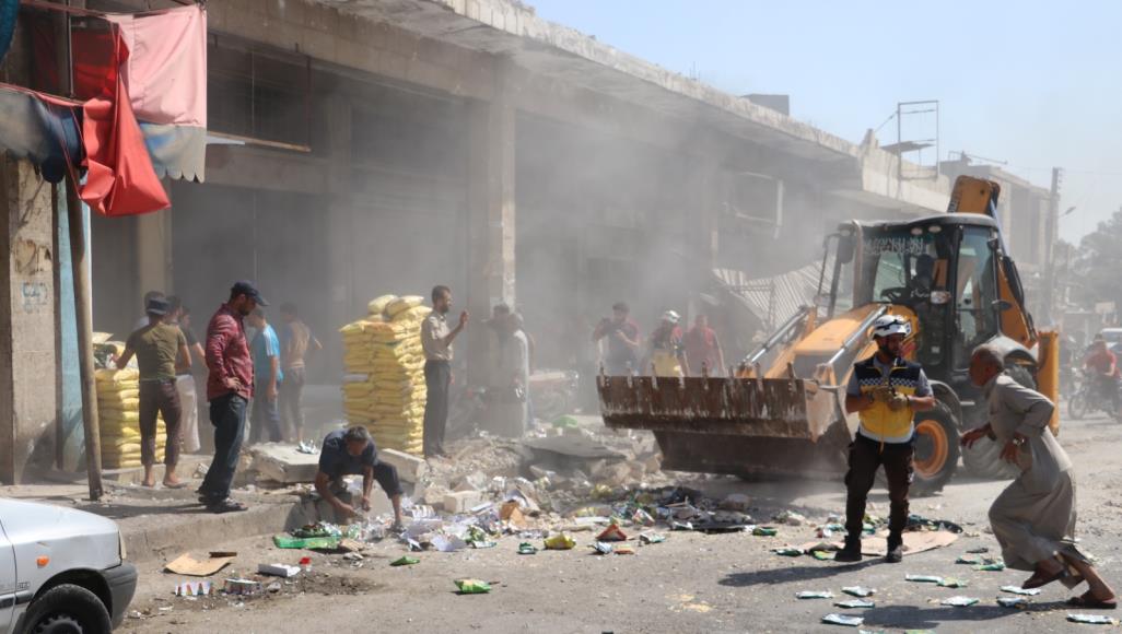 ضحايا بقصف روسي على ريف إدلب.. وتدفق موجات النزوح من معرة النعمان