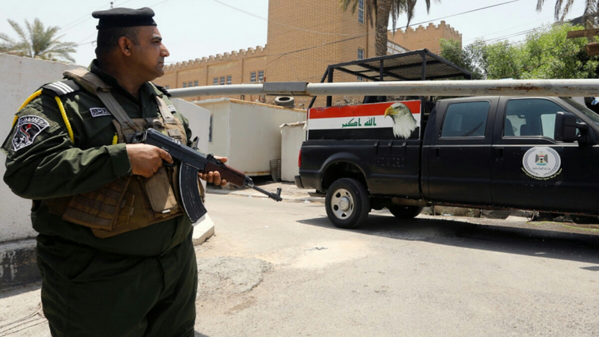 العراق ينفي نقل أسر الدواعش من سوريا