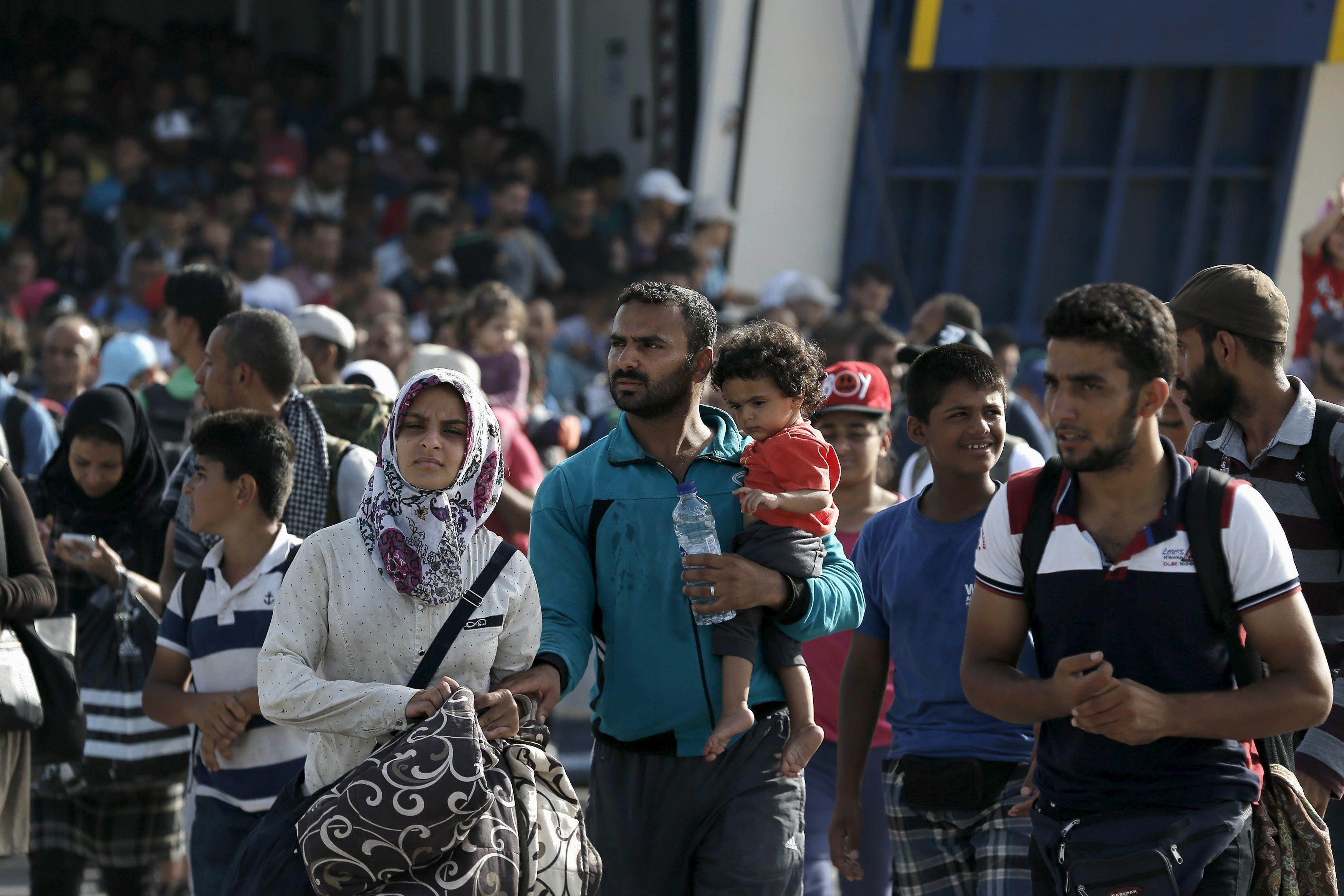 سجالات متواصلة حول "عودة اللاجئين" 