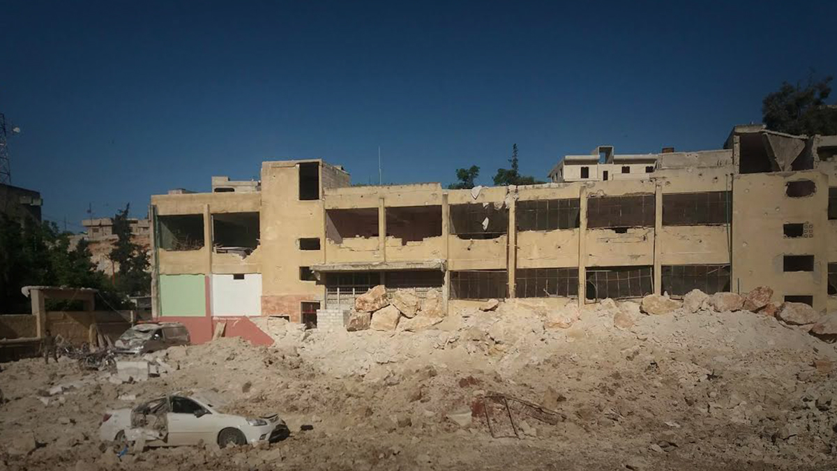 15 قتيلاً في مجزرة جديدة استهدفت مشفى كفرتخاريم بريف ادلب