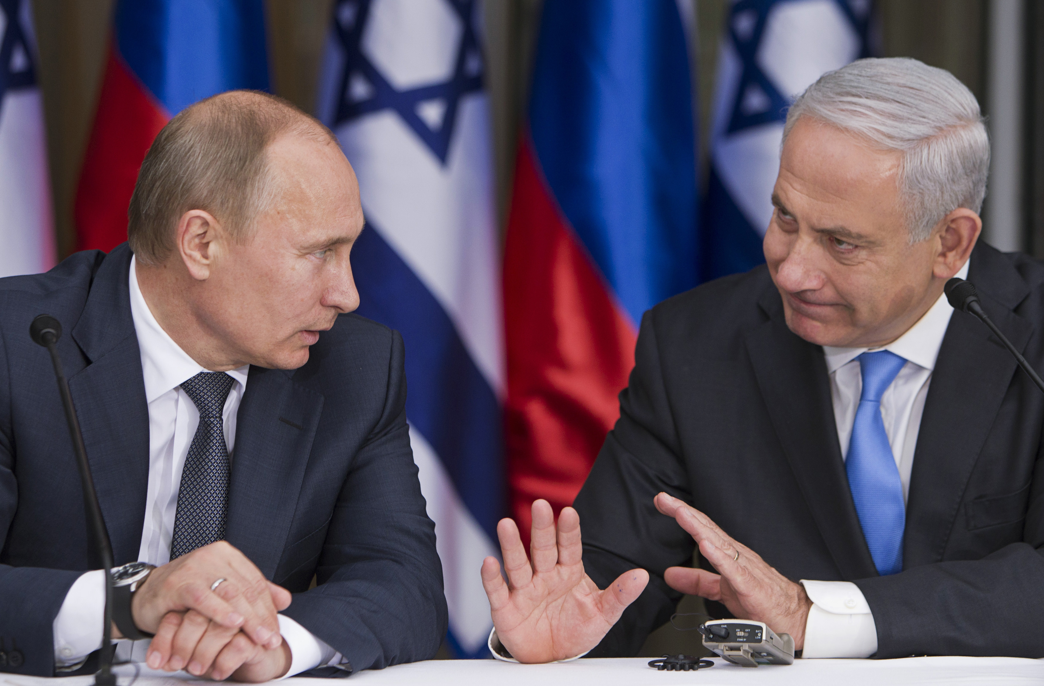 هل تسمح روسيا لإسرائيل ضرب مواقع إيرانية في سوريا؟