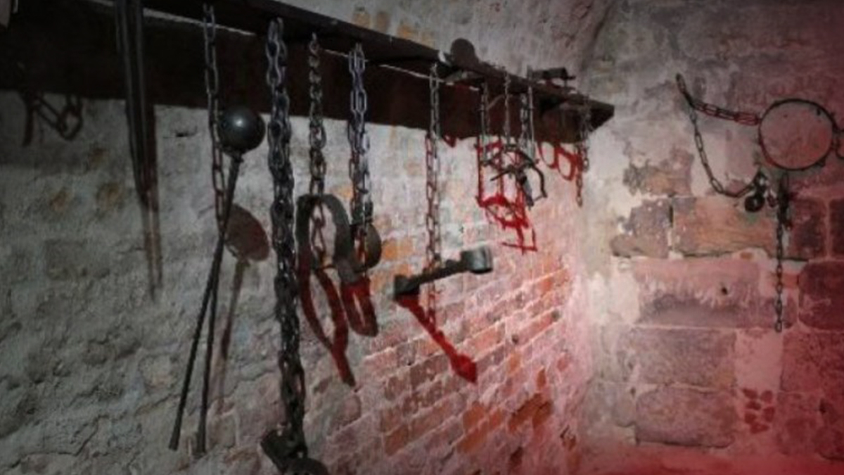 "تعذيب وحشي" يتعرض له المعتقلون السورين في سجون لبنان