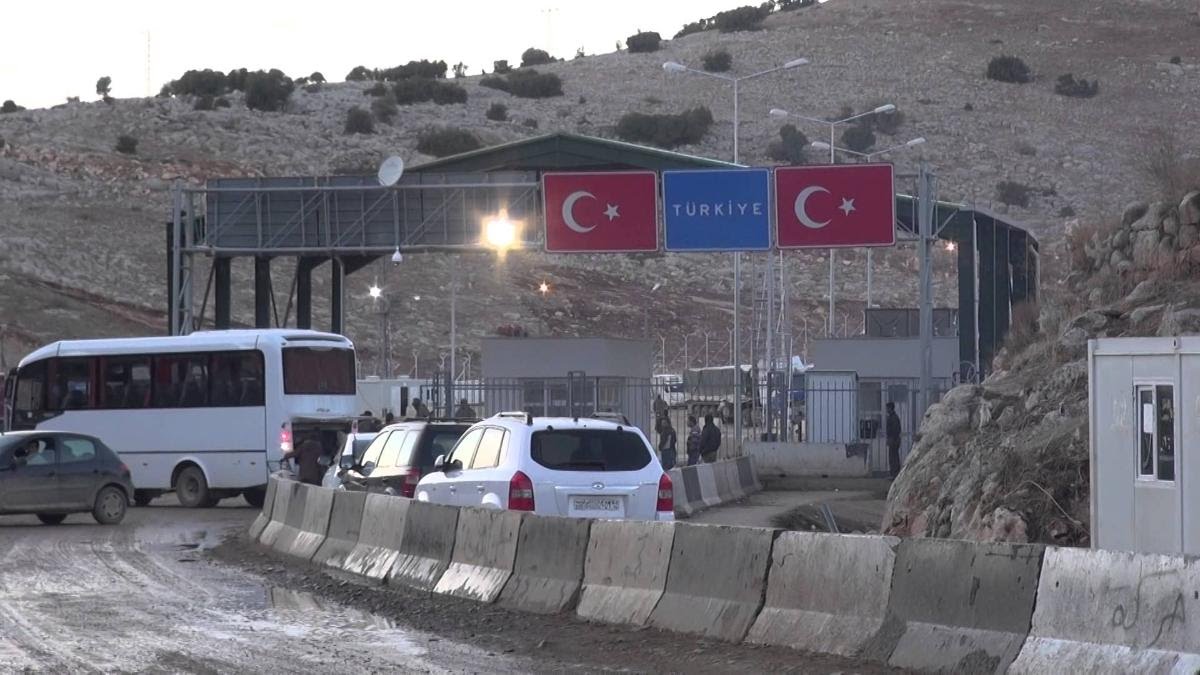 بعد زيارة أمين عام الناتو للحدود التركية.. هل تنوي دول التحالف تسليم المنطقة العازلة لتركيا؟