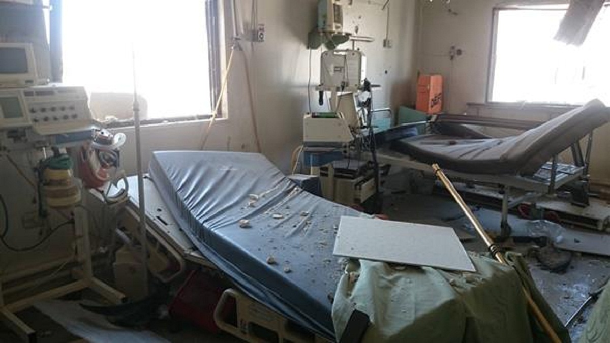 فقط في سوريا.. بناء مشفى من "اللاشيء" تقريبًا بجهود تطوعية