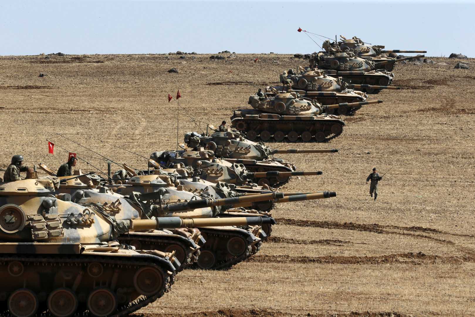 "قسد" تعزز قواتها على الحدود السورية التركية.. وأردوغان يتوعد