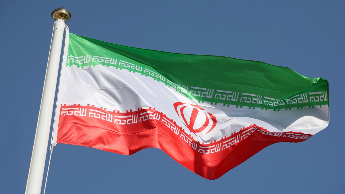 مثقفون سوريون يُعلقون على "انتفاضة طهران".. فماذا قالوا؟