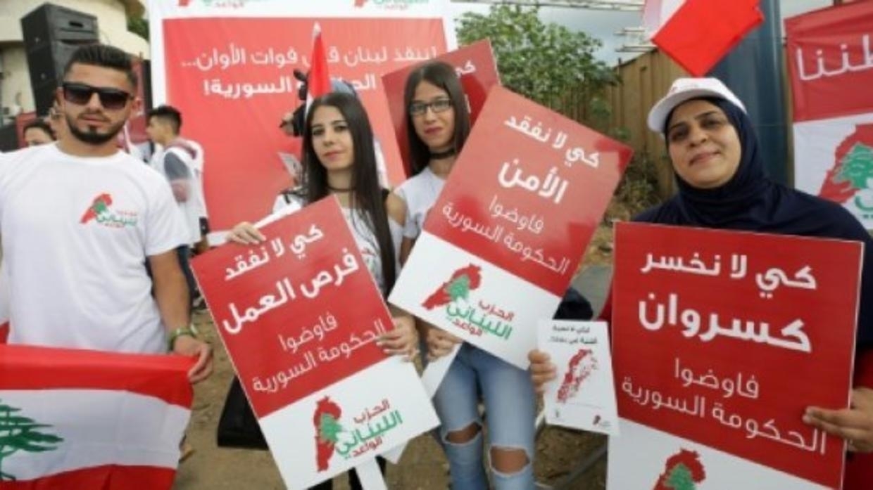 اللاجئون السوريون في لبنان.. بين العنصرية وتحالفات القوى السياسية