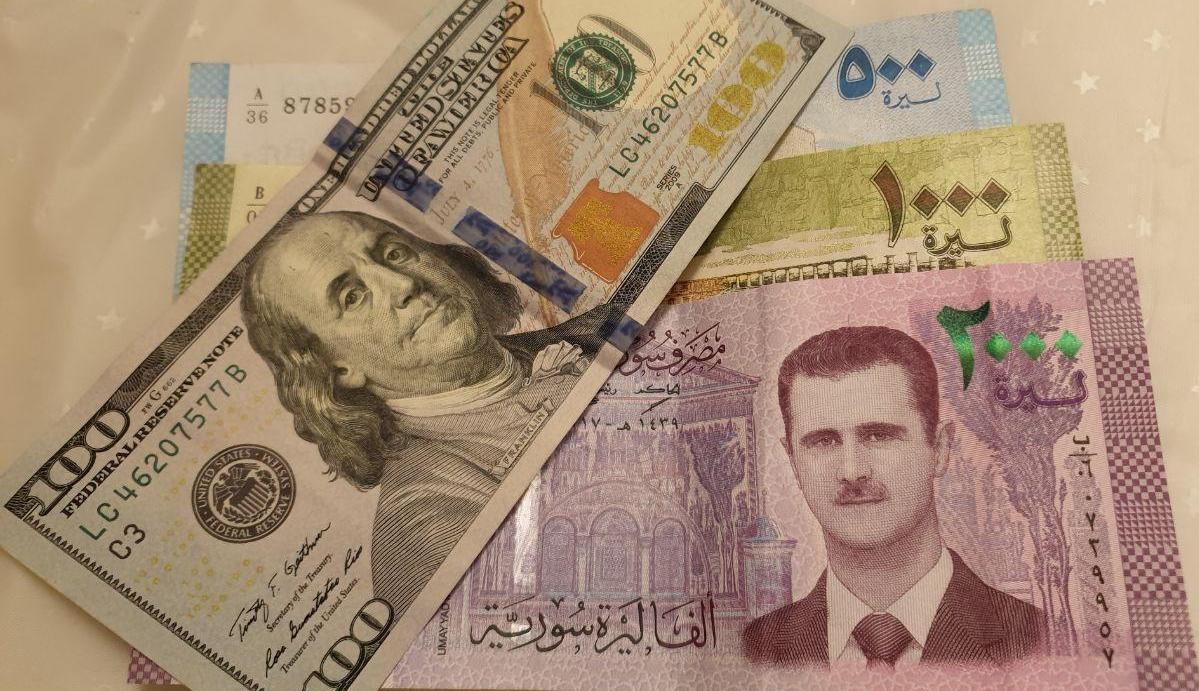 قرار النظام السوري بشراء العقارات والسيارات عبر البنوك حصرا.. أسبابه وتداعياته