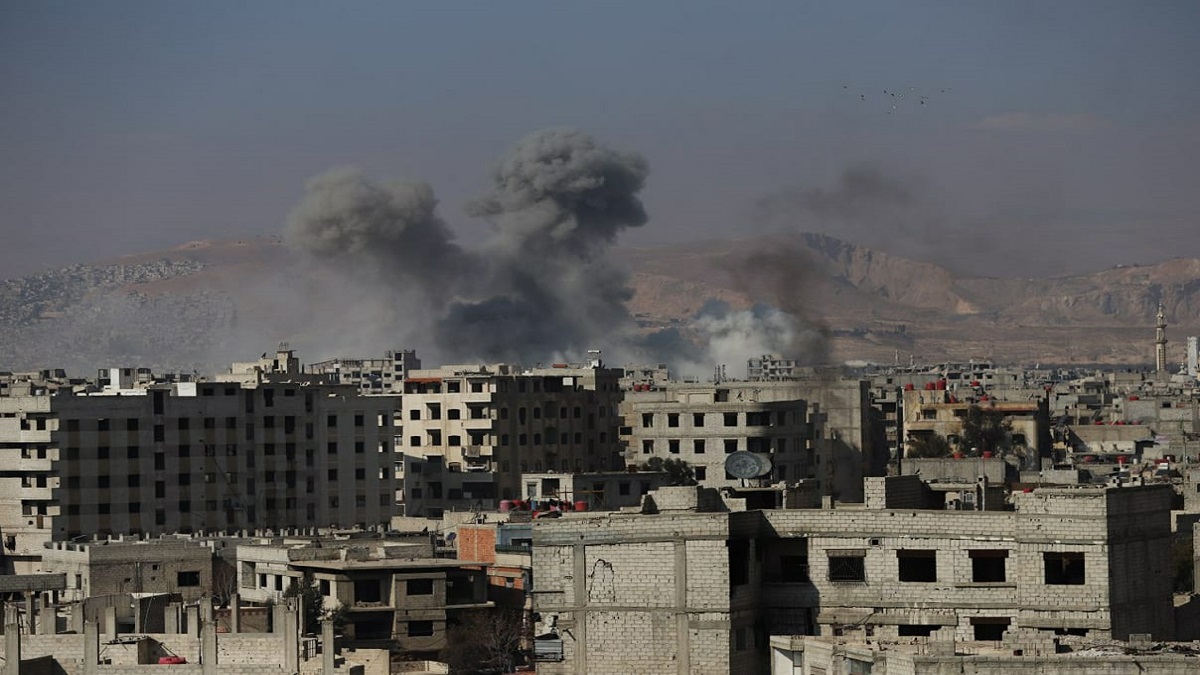 ضحايا مدنيين في الغوطة.. وطائرات النظام تستمر بحصد الأرواح