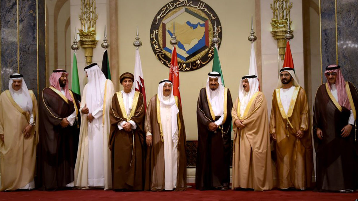 خمسة سيناريوهات للأزمة الخليجية.. الثالث أخطرهم