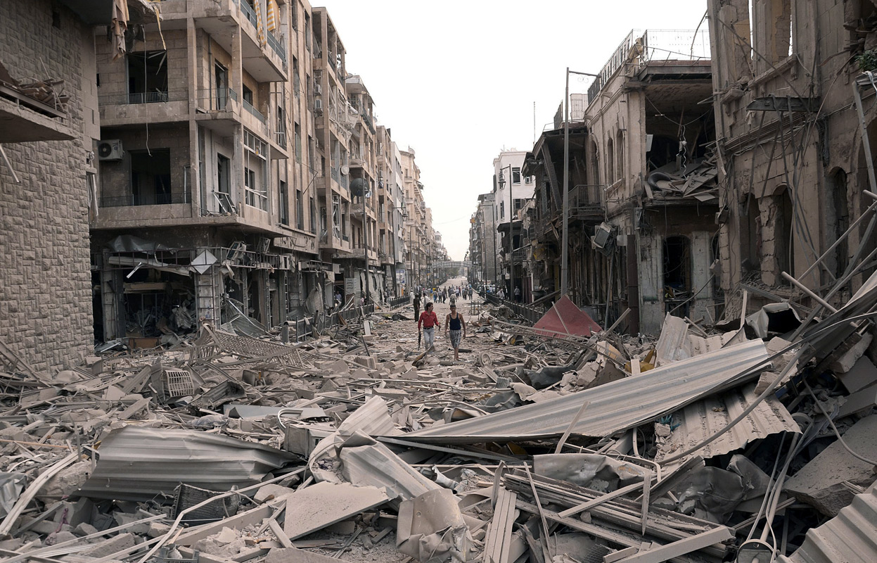 التجاذبات السياسية وتأثيرها على ملف إعادة الاعمار في سوريا (تحقيق)