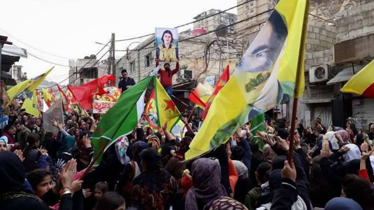 في سابقة هي الأولى من نوعها.. مظاهرة للأكراد في دمشق