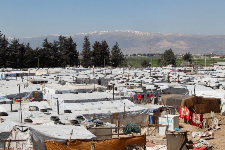 منظمة حقوقية تدين قرار إغلاق مخيم للاجئين السوريين في لبنان